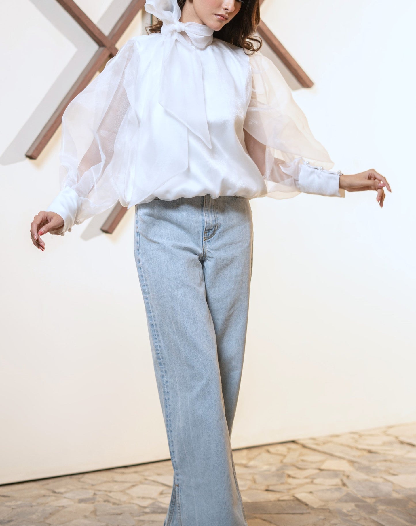 Royal White Top