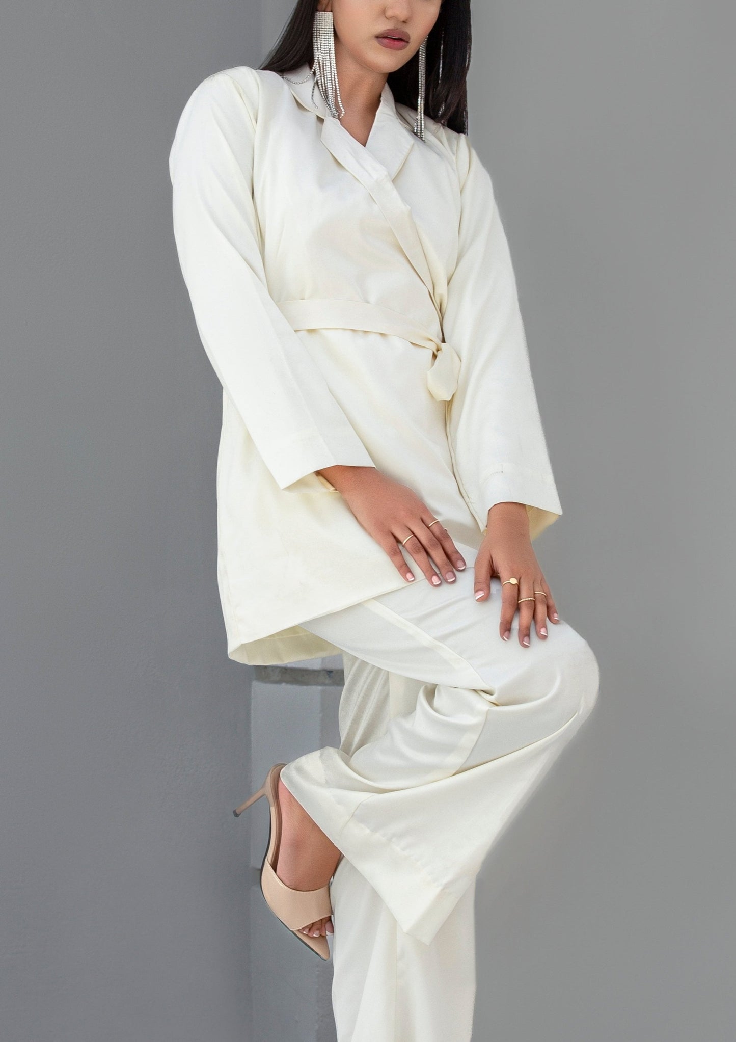Swan White Suit